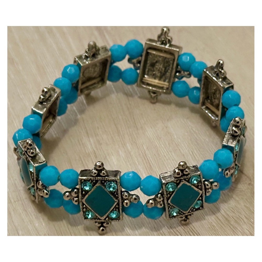 Boho Turquoise Coral Beaded Stretch Bracelet Silver Accents Southwestern Style